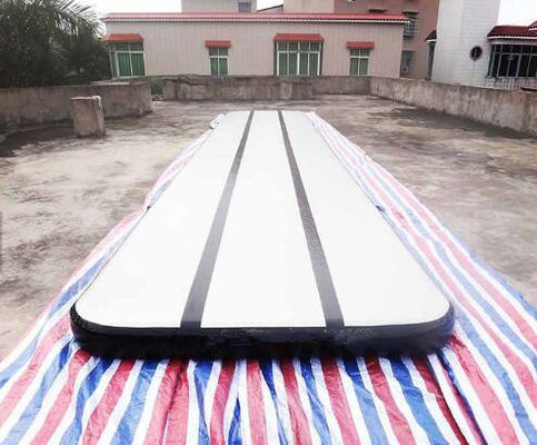 मरम्मत किट के साथ अनुकूलित inflatable जिमनास्टिक एयर मैट इंडोर मनोरंजन एयर ट्रैक मैट